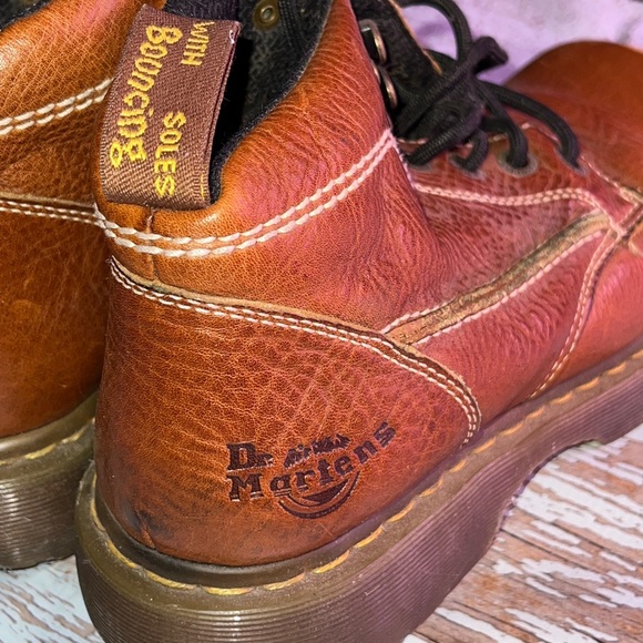 Dr. Martens men’s size 9 - Picture 8 of 8